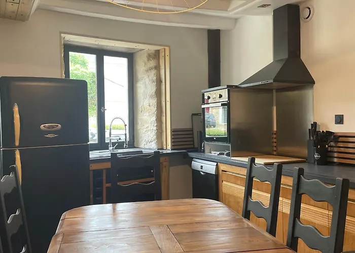 Maison De Charme Pres De La Foret De La Charnie, 8 Pers. - Fr-1-410-469 بيت للعطل